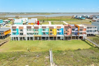 101 Pelican Place Unit 7, Freeport, TX 77541