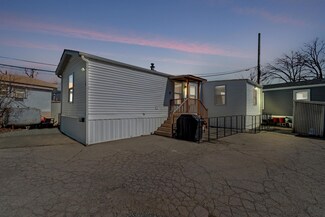 15 Avenue C, Moonachie, NJ 07074