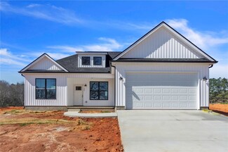 146 Clyde Arnold Rd, Starr, SC 29684