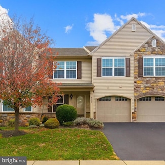 307 Stoneridge Ct Unit 79, New Cumberland, PA 17070