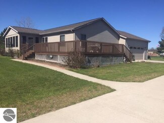 1051 Isabella Vista, Weidman, MI 48893