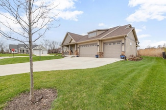 1912 Brougham Ln, Mount Pleasant, WI 53406