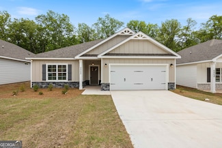 9868 Paddock Ct, Midland, GA 31820