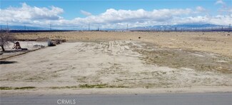 2063 100th St W, Rosamond, CA 93560