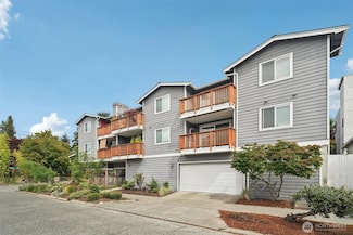 7000 Cleopatra Place NW Unit 303, Seattle, WA 98117