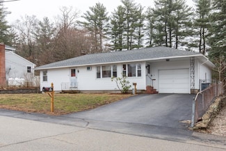 9 Ruth St, Bedford, NH 03110