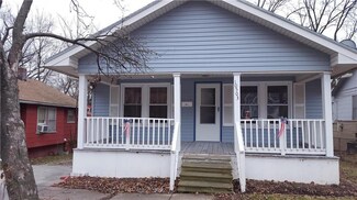 10503 E 15th St S, Independence, MO 64052
