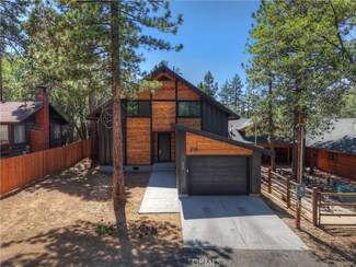 216 Leonard Ln, Sugarloaf, CA 92386