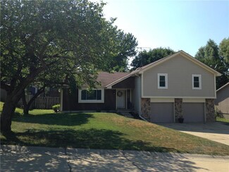 6206 N 28th Street Terrace, Country Club, MO 64505