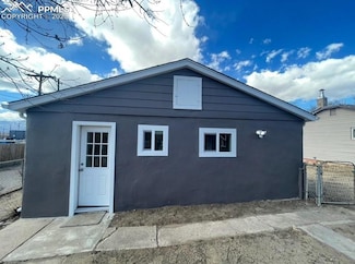 517 Yuma St, Colorado Springs, CO 80909