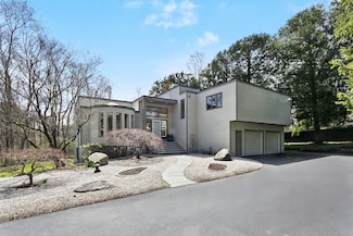 35 Sturges Hwy, Westport, CT 06880