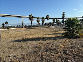 2200 E La Cadena Dr, Riverside, CA 92507