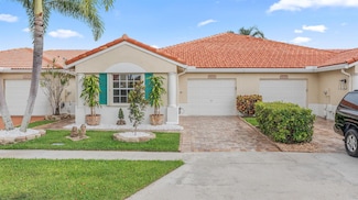 6132 Floral Lakes Dr, Delray Beach, FL 33484