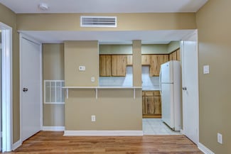 18519 Egret Bay Blvd Unit 1704, Houston, TX 77058