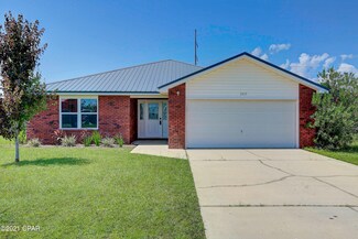 2415 Oaktree Ct, Panama City, FL 32404
