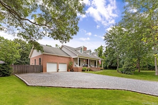 2 Sunset Rd, Sag Harbor, NY 11963