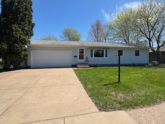 3249 Mercury Ave, Eau Claire, WI 54703