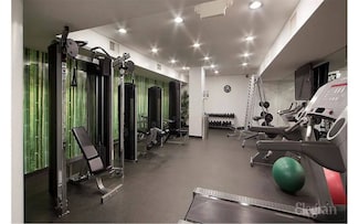 100 W 58th St Unit 2A, New York, NY 10019