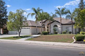10304 Salisbury Dr, Bakersfield, CA 93311