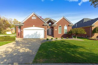 13495 Snowdrift Ct Unit 57, Sterling Heights, MI 48313