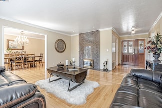 25660 Paul Ct, Hayward, CA 94541