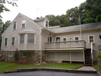 122 Eastern Ave, Essex, MA 01929