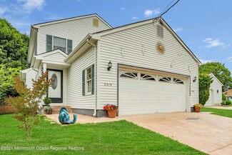 2219 Old Mill Rd, Spring Lake, NJ 07762
