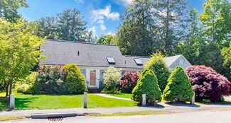 44 Carpenter St, Foxboro, MA 02035