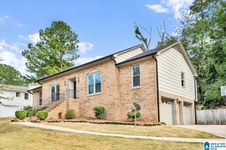625 Sunhill Rd NW, Center Point, AL 35215