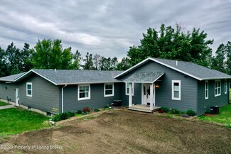 11076 45m St SW, Dickinson, ND 58601