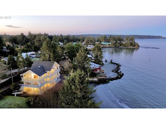 90931 Pigeon Point Loop, Coos Bay, OR 97420