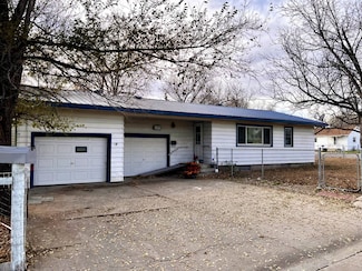 620 W G St, Ogallala, NE 69153