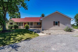 421 W Hamilton Rd N, Fort Wayne, IN 46814