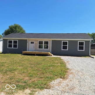 329 Lazy River Rd, Cloverdale, IN 46120