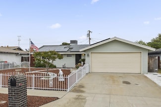 4462 N Manila Ave, Fresno, CA 93727
