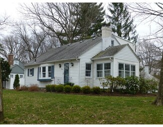 32 Westbrook Rd, Worcester, MA 01602