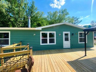159 Rock Cir, Edgerton, WI 53534