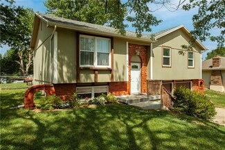 608 Zay Dr, Excelsior Springs, MO 64024
