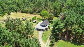 389 Fairmont Rd, Gretna, VA 24557
