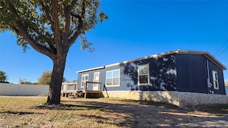 412 Redtner St, Winters, TX 79567