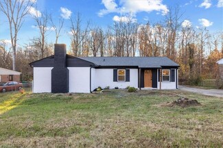 908 Kroll Ln, High Point, NC 27260