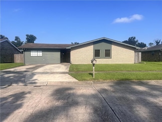 1164 Candlelight Ct, Marrero, LA 70072