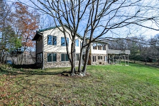 S11407 Badger Rd, Spring Green, WI 53588