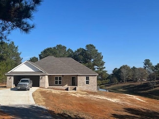 22 Joan Dr, Ellisville, MS 39437