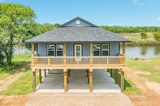 1738 Duncan Dr, Oyster Creek, TX 77541