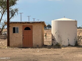 46817 70th St E, Lancaster, CA 93535