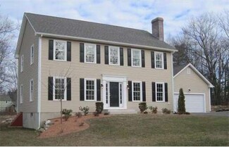 370 Quinapoxet St, Jefferson, MA 01522