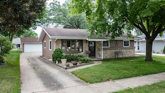132 N Eagle St, Oshkosh, WI 54902
