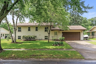 13873 Gladiola Way, Saint Paul, MN 55124