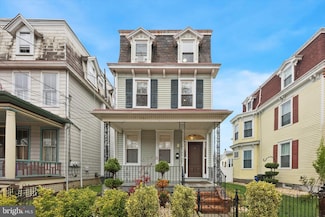 450 Locust Ave, Burlington, NJ 08016